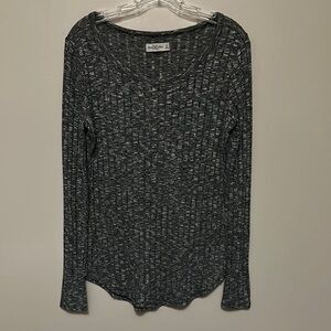 Abercrombie & Fitch Women’s Gray Lightweight Long Sleeve Tunic Top Size Medium